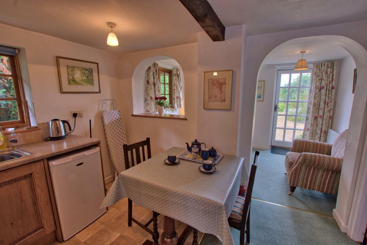 Stable Cottage Девизес Екстериор снимка